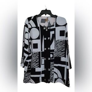 TanJay Black and White Top